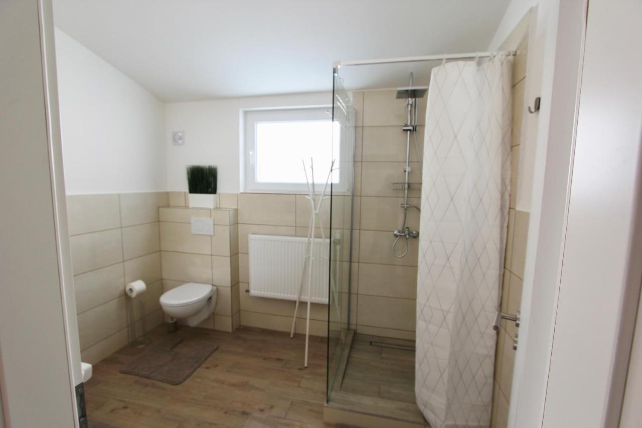 Wunderschoen Zwischen Ortsausgang Und Waldesrand Gelegene, Schoene Apartments Herzogenrath Eksteriør billede